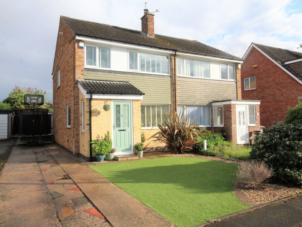 3 bed semidetached house for sale in Westmorland Way, Sprotbrough