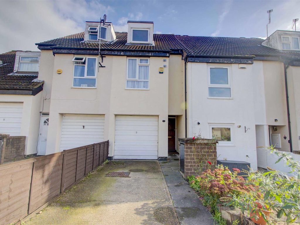 3 bed terraced house for sale in Hinkley Close, Harefield, Uxbridge UB9