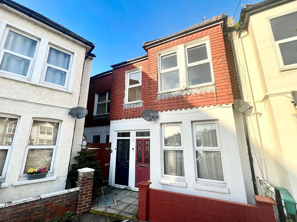 2 bed for sale in Road, Eastbourne BN22 Zoopla