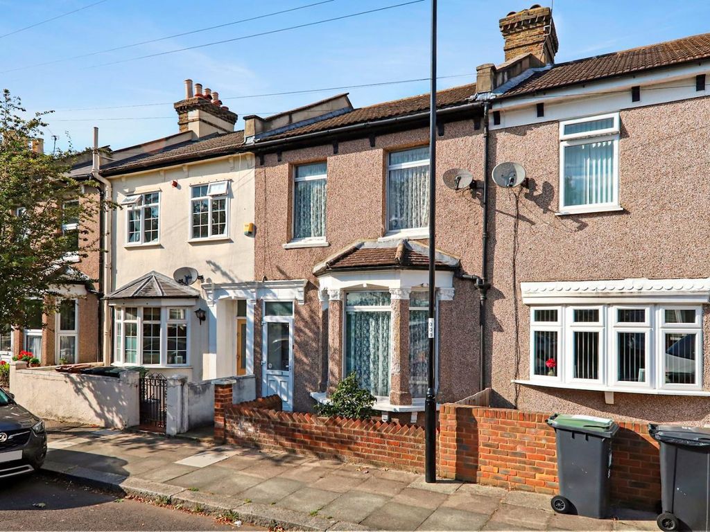 3 bed property for sale in Fairlawn Park, London SE26, £575,000 Zoopla