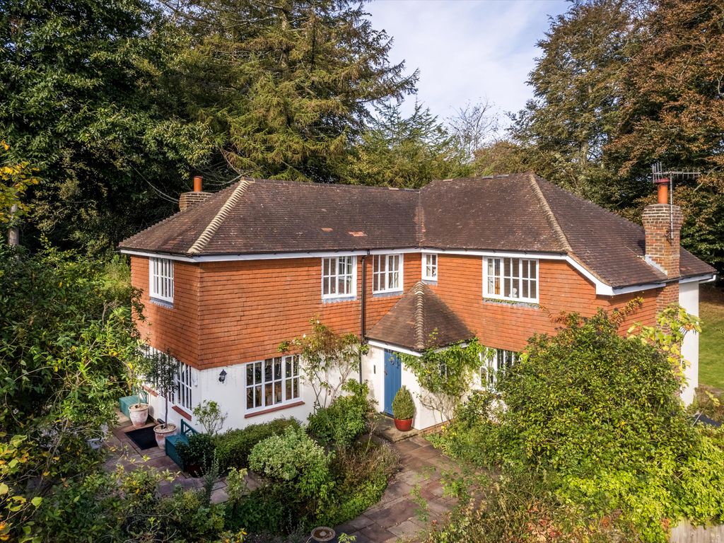 4 bed detached house for sale in Bayleys Hill, Sevenoaks, Kent TN14, £