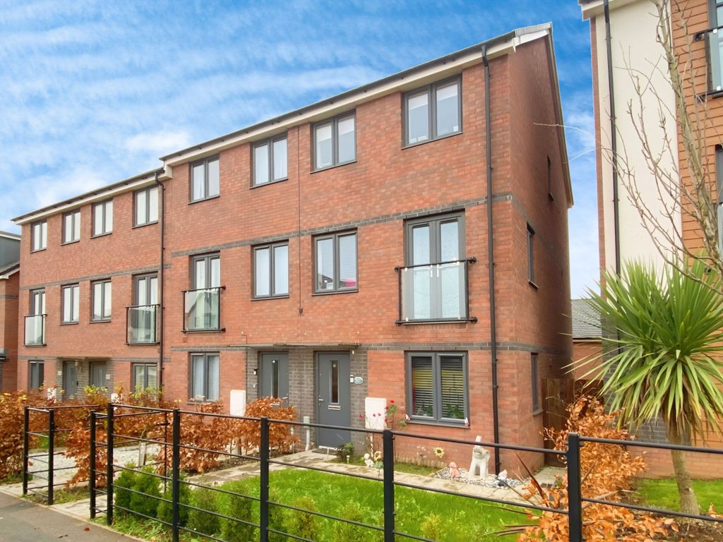 3 bed end terrace house for sale in Tithebarn Way, Tithebarn, Exeter