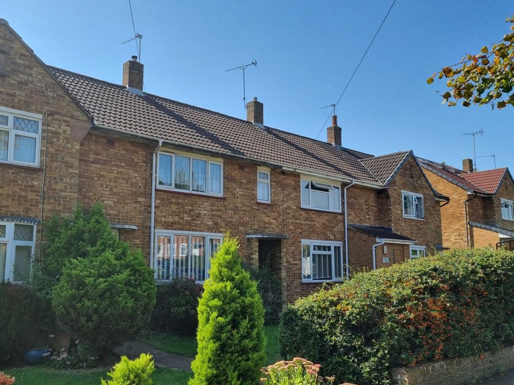 3 bed terraced house for sale in Carpenter Way, Potters Bar EN6, £