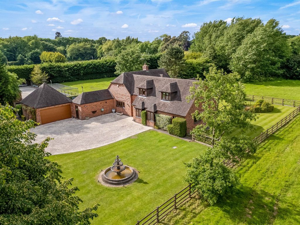 5 bed country house for sale in Old Warwick Road, Little Shrewley