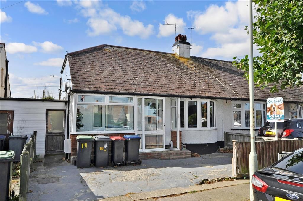 2 bed semidetached bungalow for sale in Albany Drive, Herne Bay, Kent