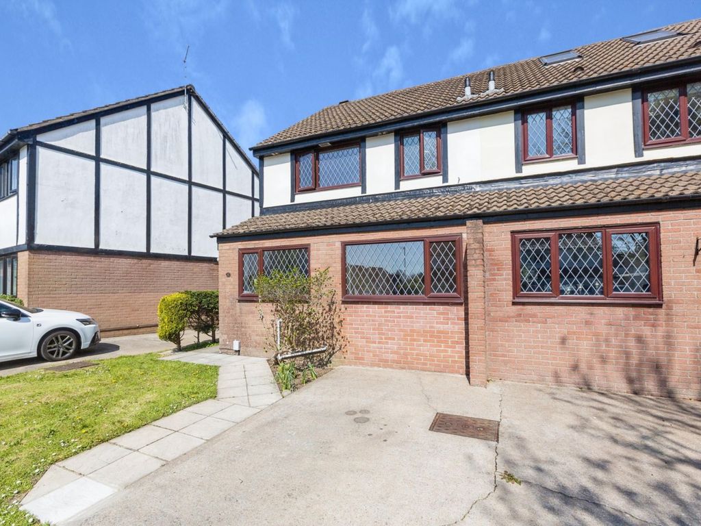 3 bed semidetached house for sale in Highmead Avenue, Swansea SA3 Zoopla