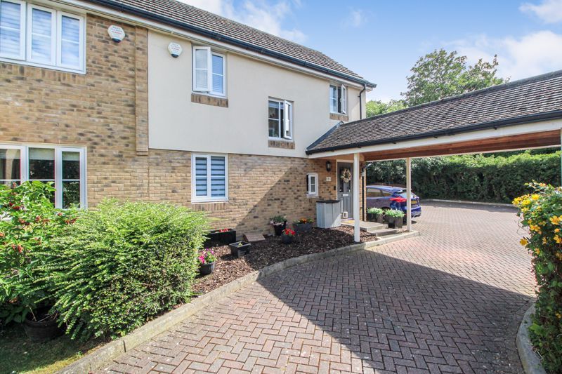2 bed end terrace house for sale in Leiston Close, Bedford MK42 Zoopla