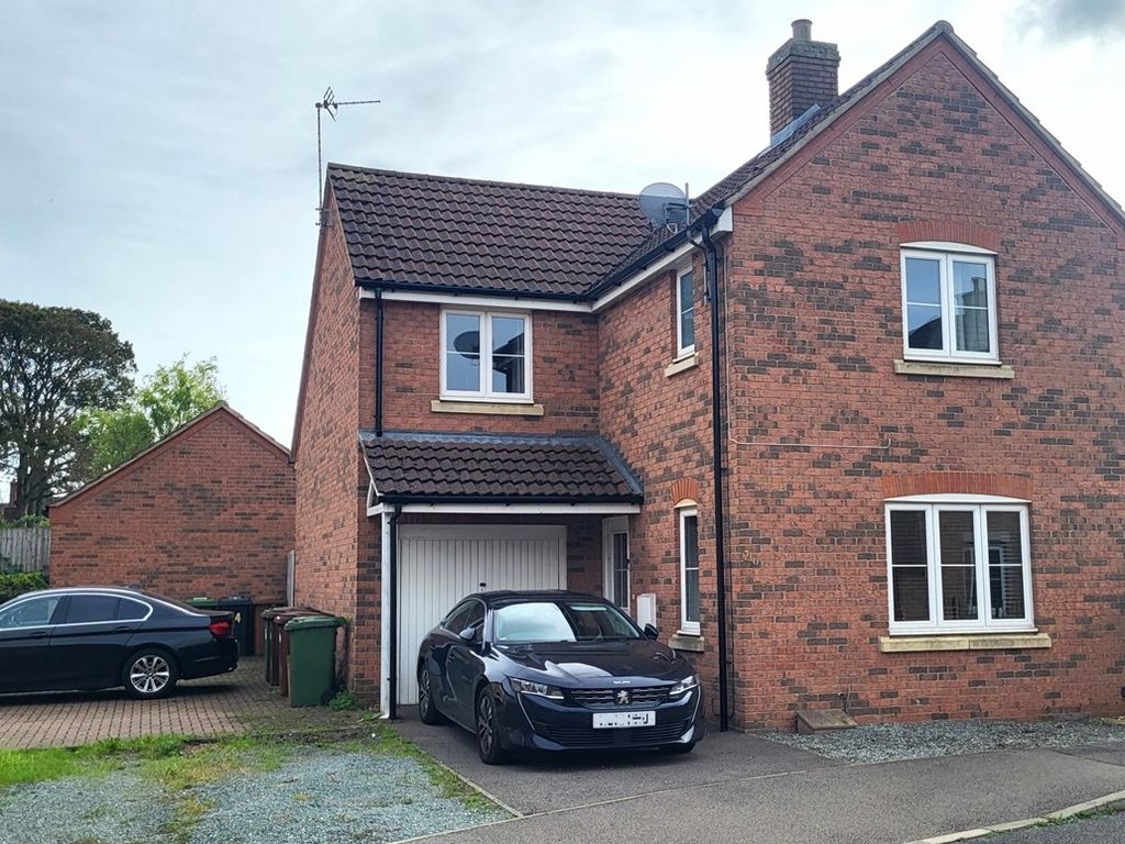 3 bed detached house for sale in Bath Road, Eye, Peterborough PE6, £