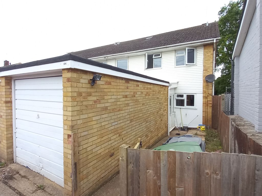 3 bed property to rent in Hillary Road, Penenden Heath, Maidstone ME14