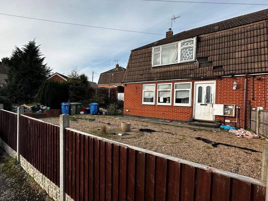 3 bed semidetached house for sale in Milton Drive, Worksop S81, £85,000 Zoopla