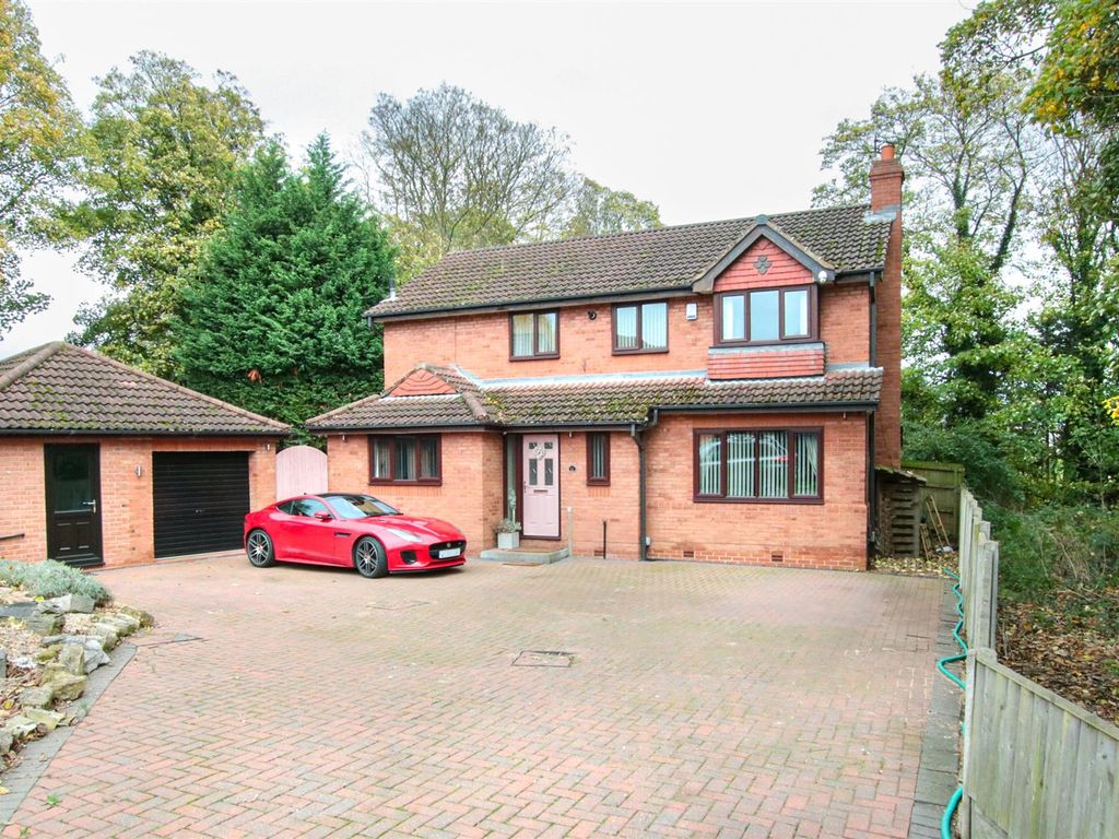 4 bed detached house for sale in Sycamore View, Sprotbrough, Doncaster