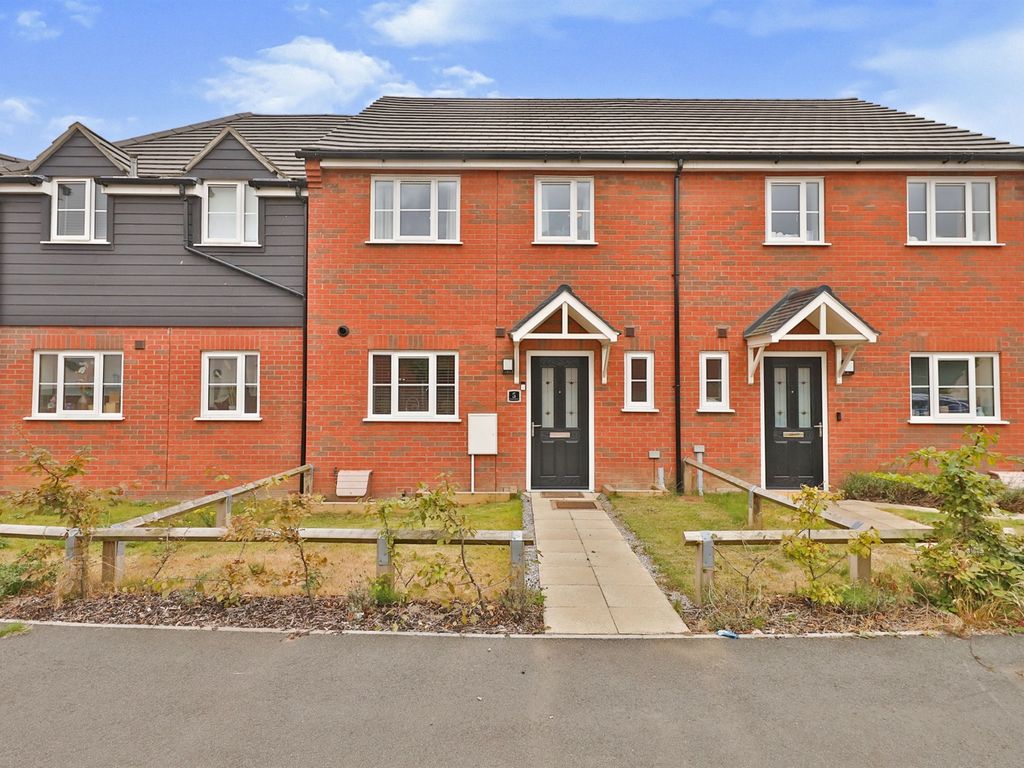 3 bed terraced house for sale in Wessex Drive, Carbrooke, Thetford IP25