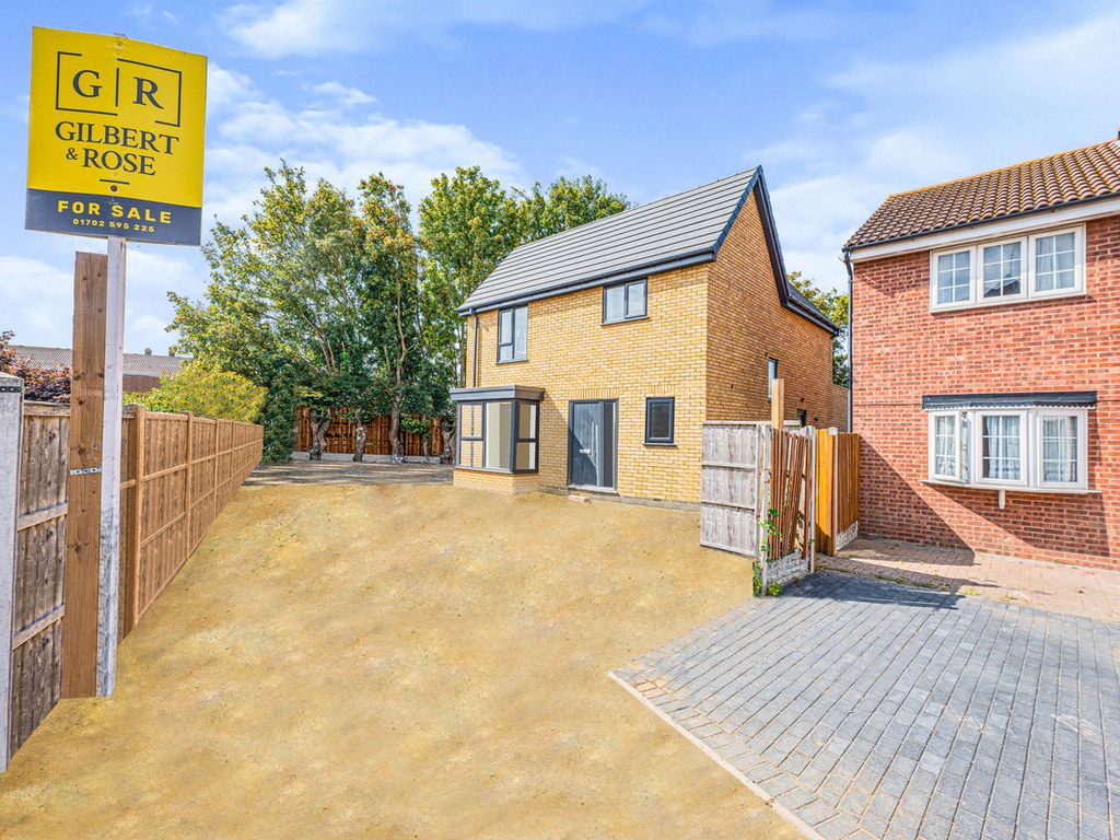 3 bed detached house for sale in Torrington Shoeburyness, SouthendOn