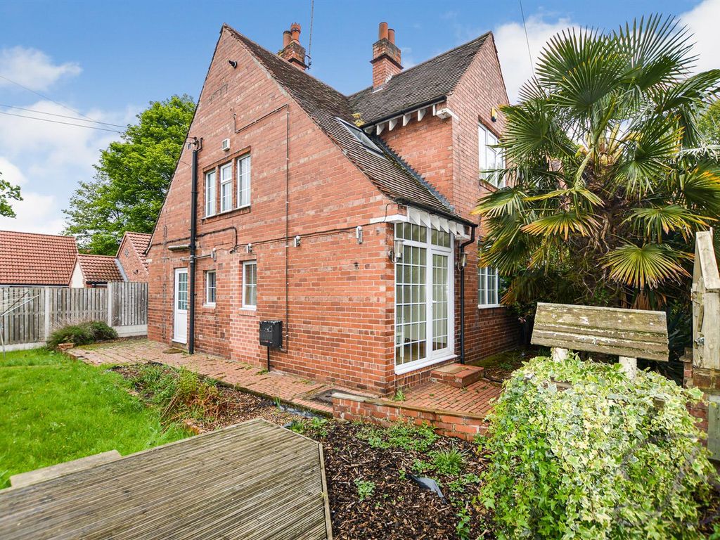 2 bed semidetached house for sale in Debdale Gate, Mansfield Woodhouse, Mansfield NG19, £