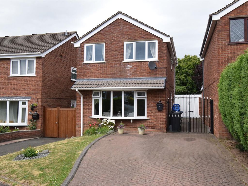 Arion Close, Tamworth B77  