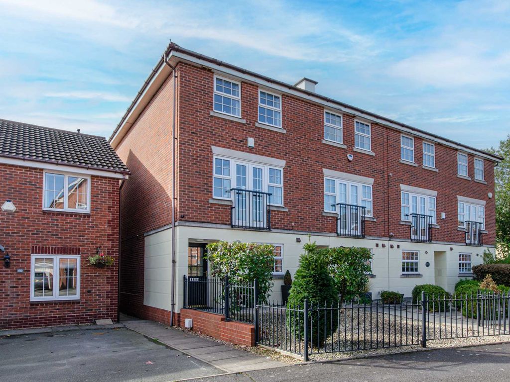 3 bed end terrace house for sale in Water Mill Crescent, Sutton Coldfield B76 Zoopla