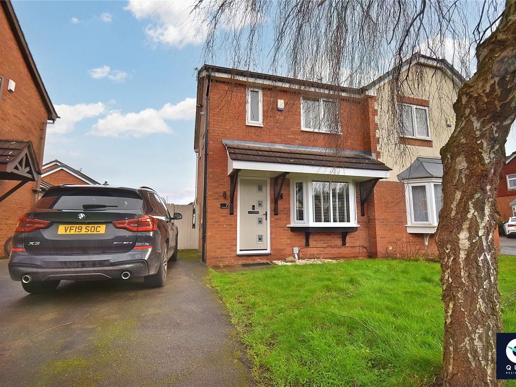 3 bed semidetached house for sale in Lapwing Court, Halewood