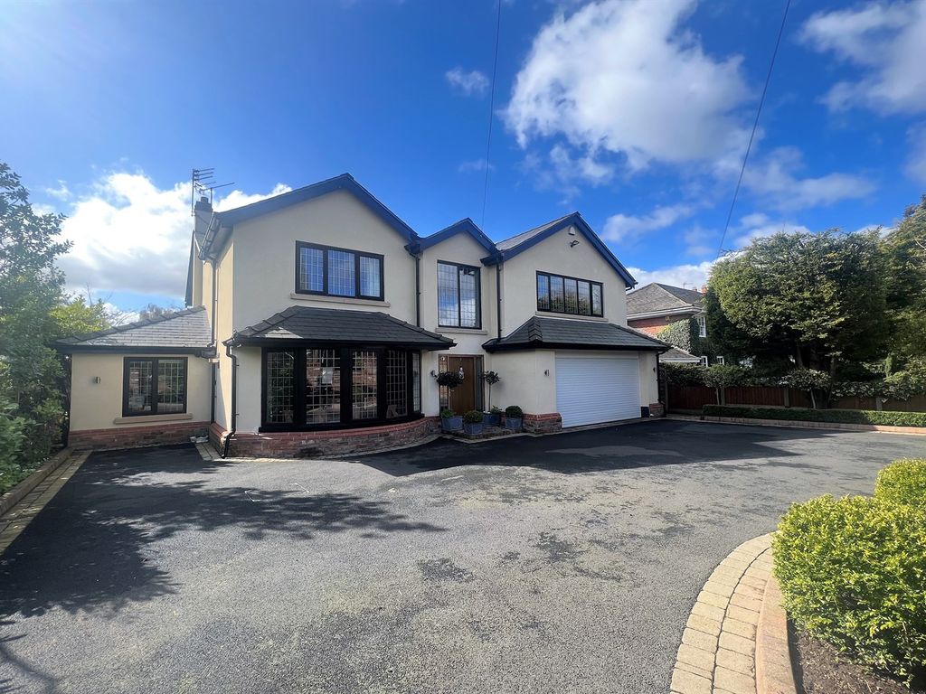 5 bed detached house for sale in Broadway, Bramhall, Stockport SK7, £