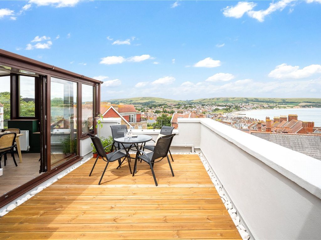 2 bed flat for sale in Grosvenor Road, Swanage, Dorset BH19, £550,000