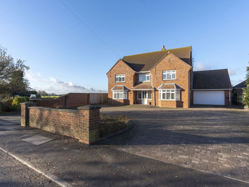 5 bed detached house for sale in Station Road, Surfleet, Spalding