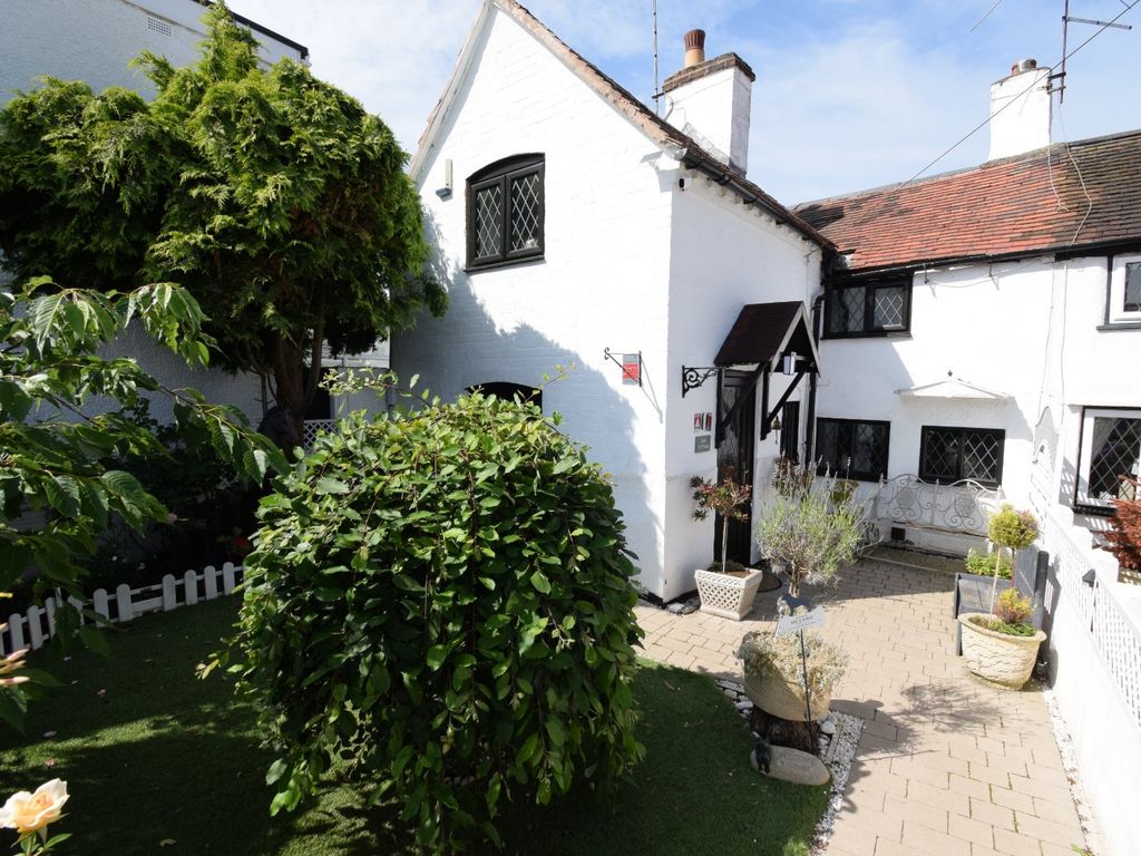 2 bed end terrace house for sale in Woodway Lane, Walsgrave, Coventry