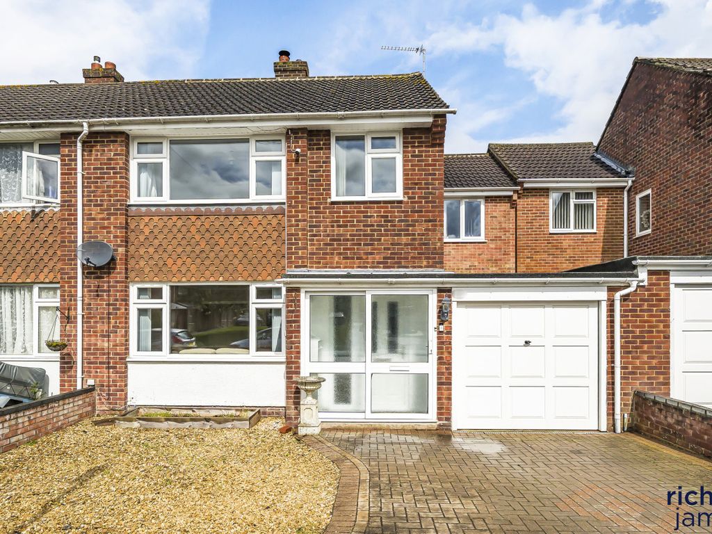 4 bed semidetached house for sale in Clarendon Drive, Royal Wootton