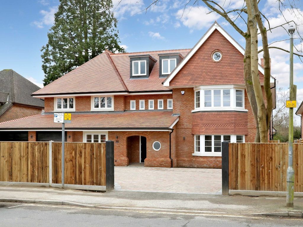 New home, 6 bed detached house for sale in Gregories Road, Beaconsfield