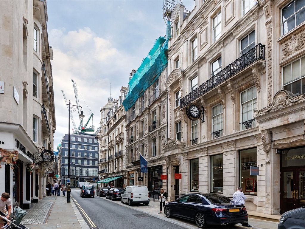 3 bed flat for sale in Jermyn Street, London SW1Y, £2,500,000 Zoopla