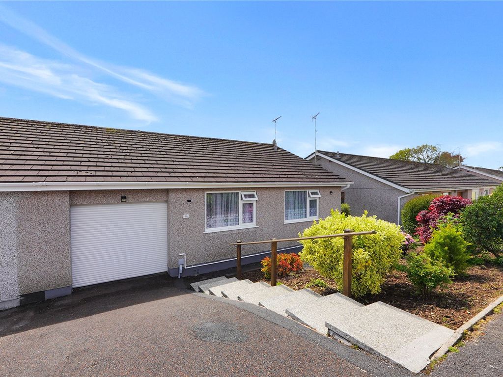 3 bed bungalow for sale in Woodgate Road, Liskeard, Cornwall PL14, £