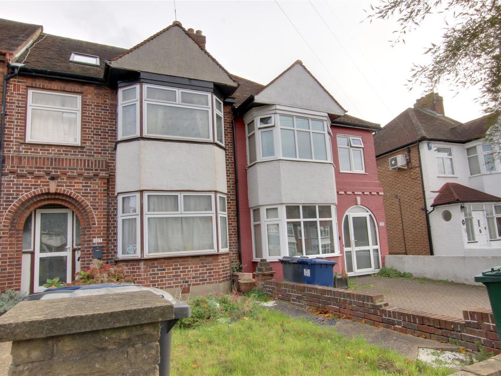 5 bed property for sale in Chase Way, London N14 Zoopla