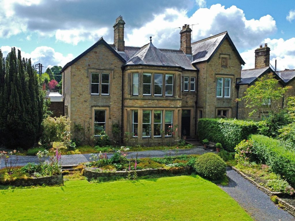4 bed semidetached house for sale in Benfieldside Road, Shotley Bridge