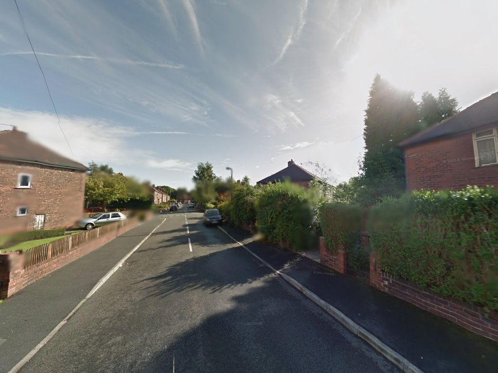 3 bed end terrace house for sale in Deepdale Drive, Manchester M27, £