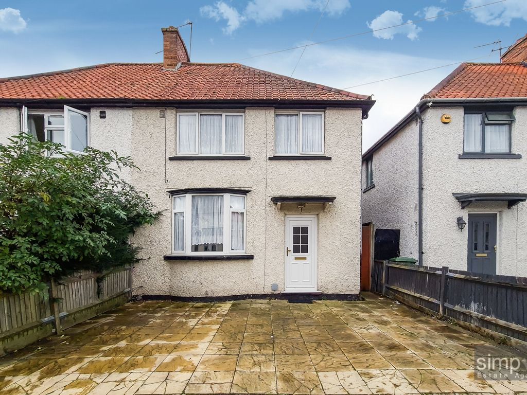 3 bed semidetached house for sale in Lancaster Walk, Hayes UB3 Zoopla