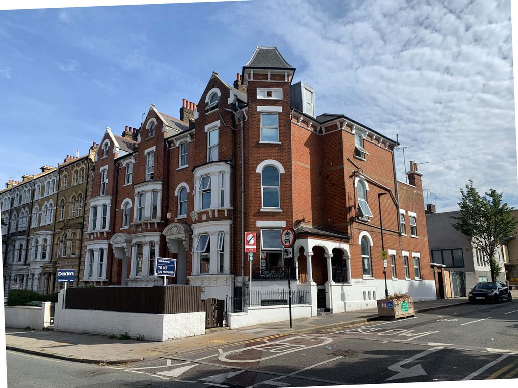 69 Bedford Road, Clapham North, London SW4  