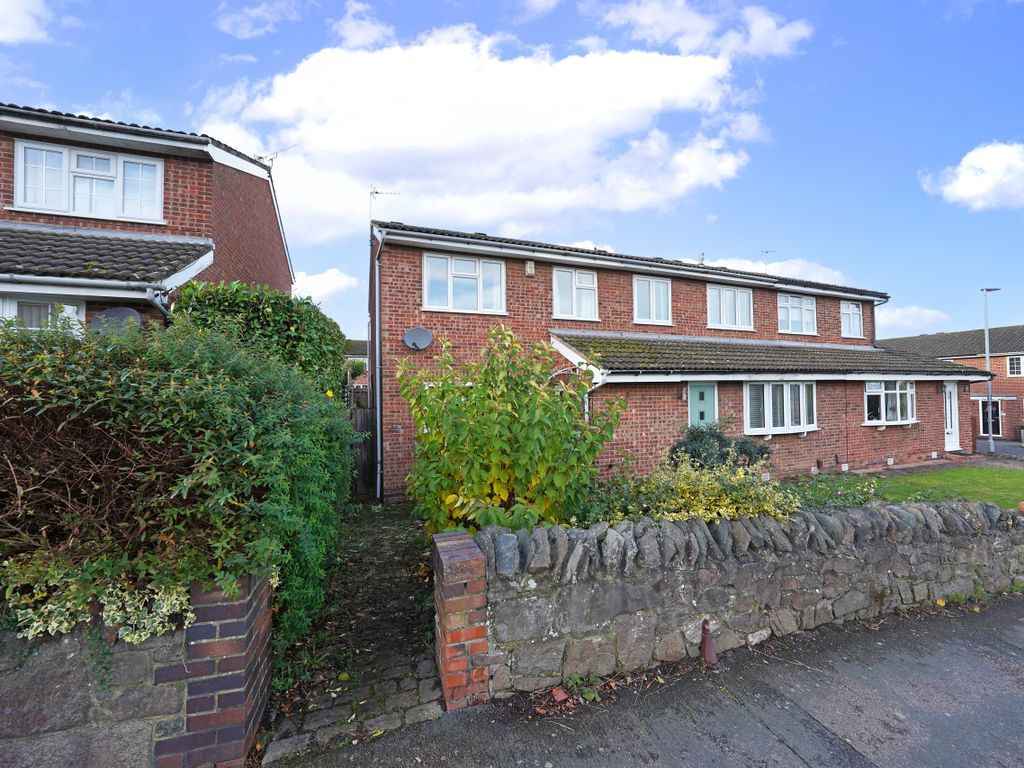 3 bed end terrace house for sale in Ratby Road, Groby, Leicester