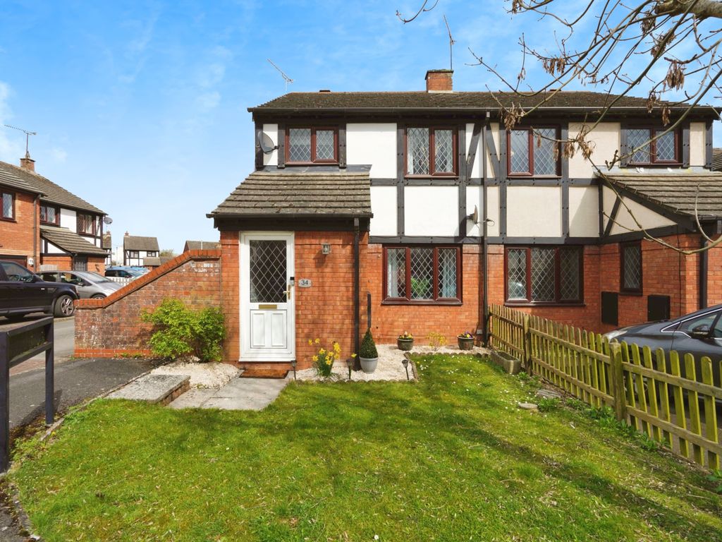 3 bed semidetached house for sale in Mulcaster Avenue Grange Park