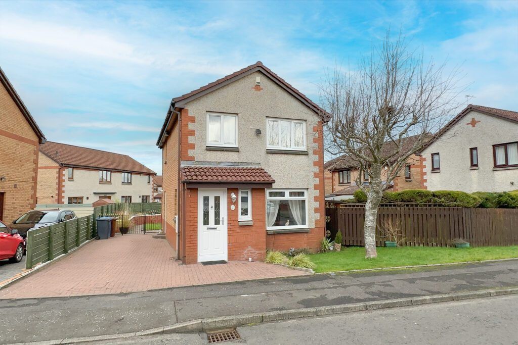 2 bed property for sale in Morar Avenue, Clydebank G81 Zoopla