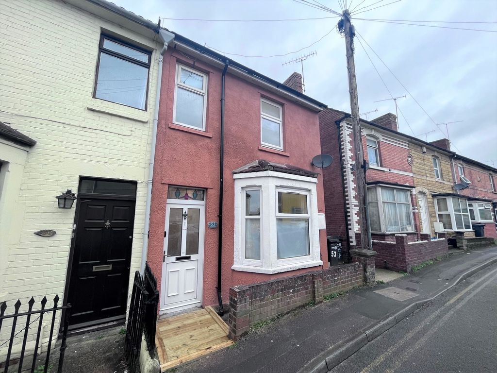 Room to rent in Eastland Road, Yeovil BA21 Zoopla