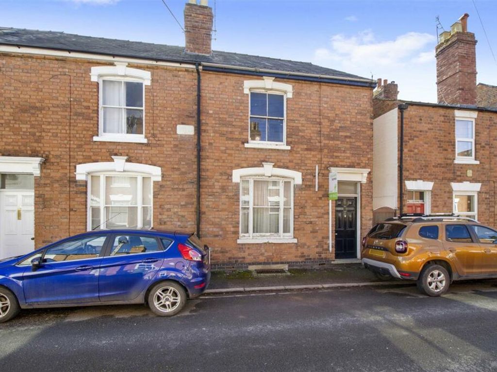 3 bed terraced house for sale in Cumberland Street, Worcester WR1, £