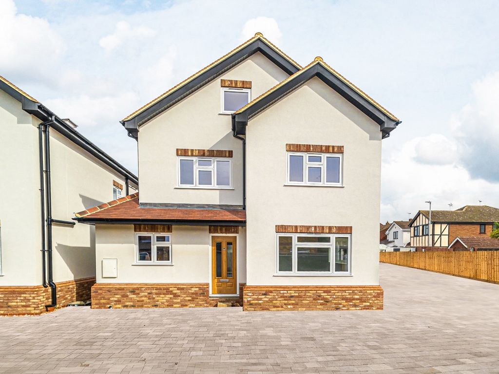 New home, 4 bed detached house for sale in Albion Road, Benfleet SS7, £