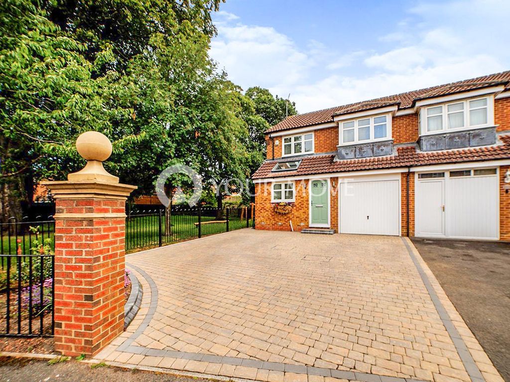 3 bed semidetached house for sale in The Pavilion, Swalwell, Newcastle