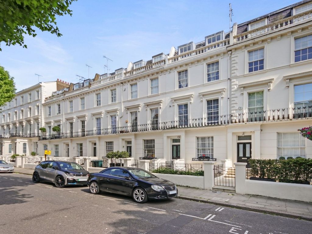 5 bed terraced house to rent in Clarendon Gardens, Maida Vale W9, £
