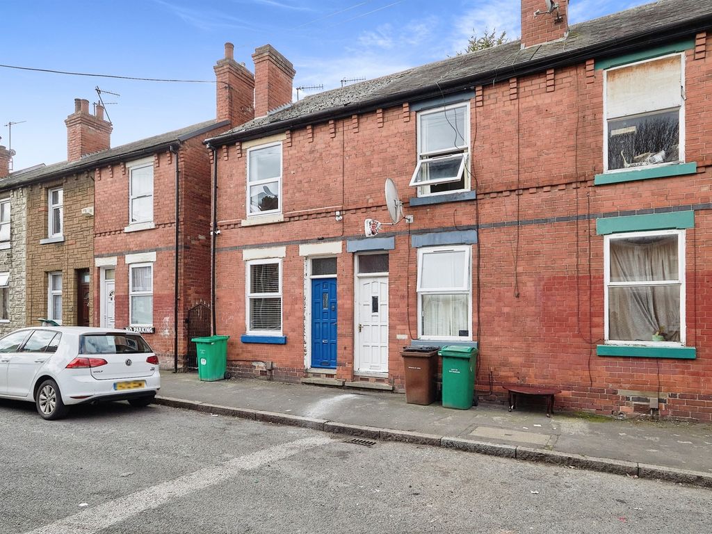 2 bed end terrace house for sale in Hazelwood Road, Nottingham NG7 Zoopla