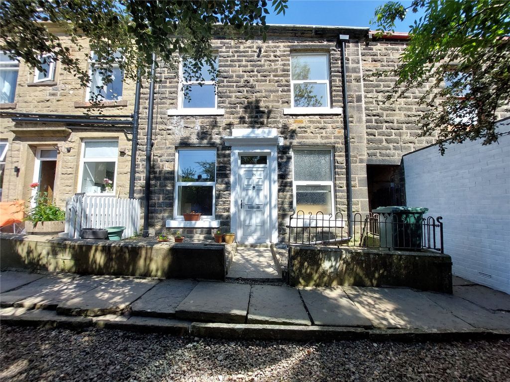 2 bed terraced house for sale in Primrose Street, Stacksteads