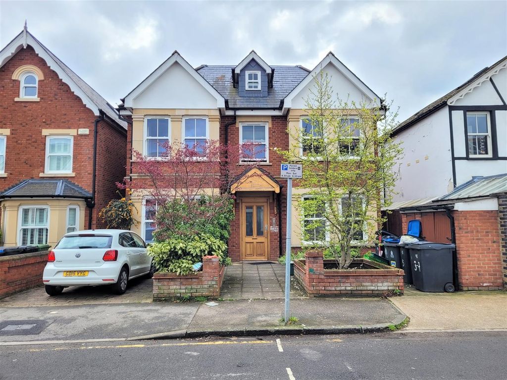 2 bed flat to rent in Kings Road, Kingston Upon Thames KT2 Zoopla
