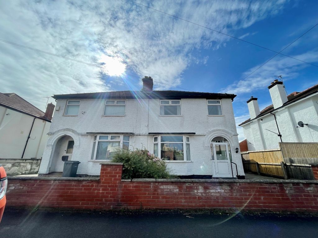 3 bed property to rent in Derwent Road, Meols, Wirral CH47, £1,300 pcm Zoopla