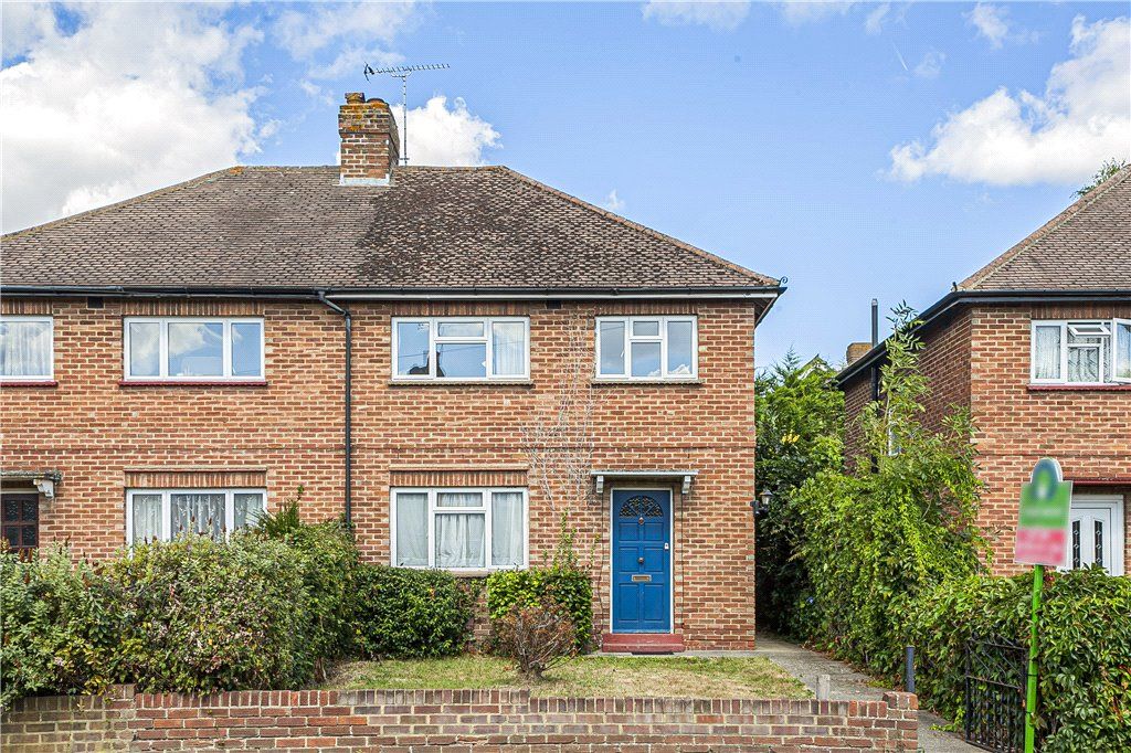 4 bed semidetached house for sale in Bond Street, Englefield Green