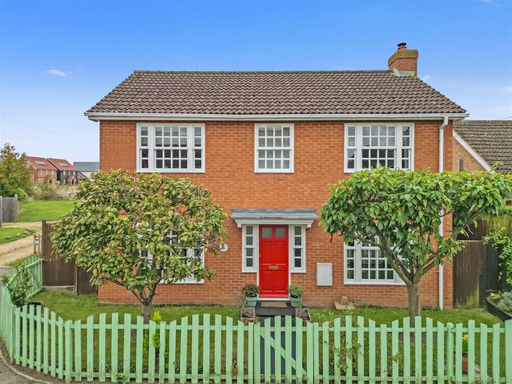 4 bed detached house for sale in Church Street, Langford, Biggleswade
