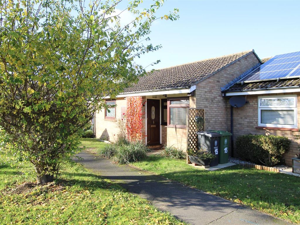 1 bed terraced bungalow to rent in Hines Lane, Comberton, Cambridge