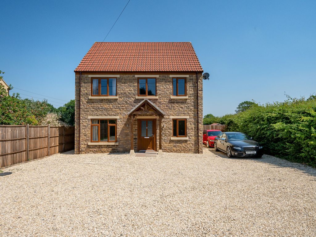 4 bed detached house for sale in North Road, Yate, Bristol